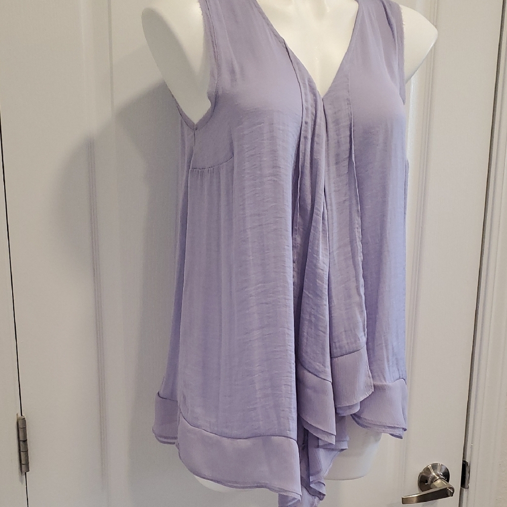 Simply Vera Vera Wang Lavender Sleeveless V-Neck Ruffle-Trim Camisole - Picture 4 of 11